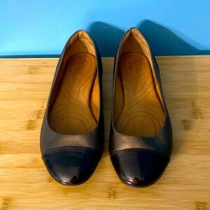 Clarks Indigo Women’s Leather Slip On Ballet Flats 9.5